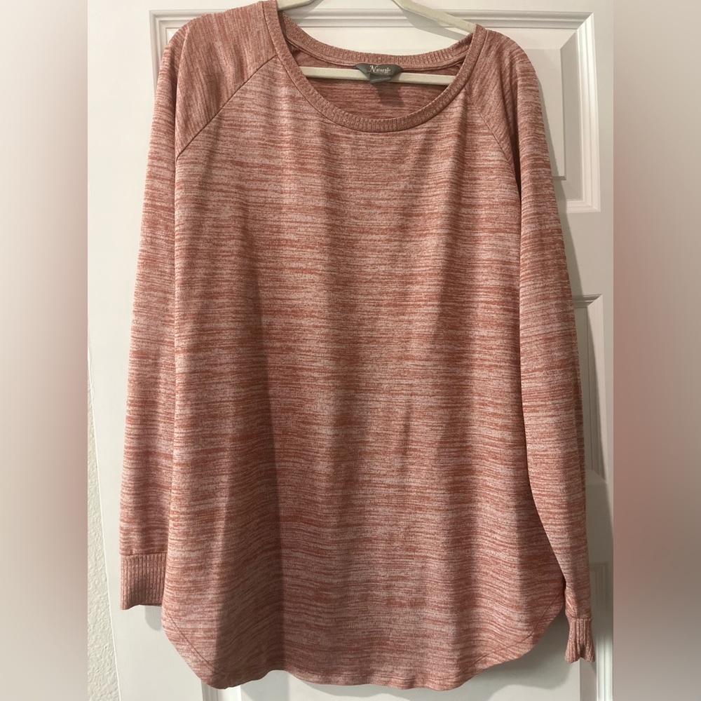 ✨SALE✨ Natural Reflections Heathered Salmon Sweater